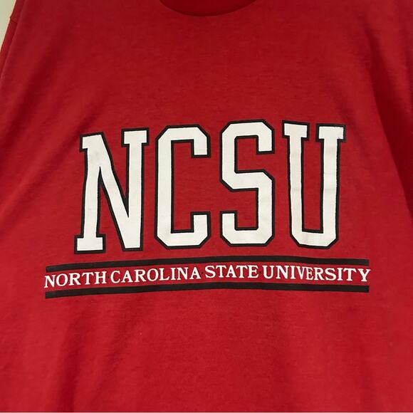 Vintage North Carolina State University Wolfpack Shirt - Picture 2 of 3